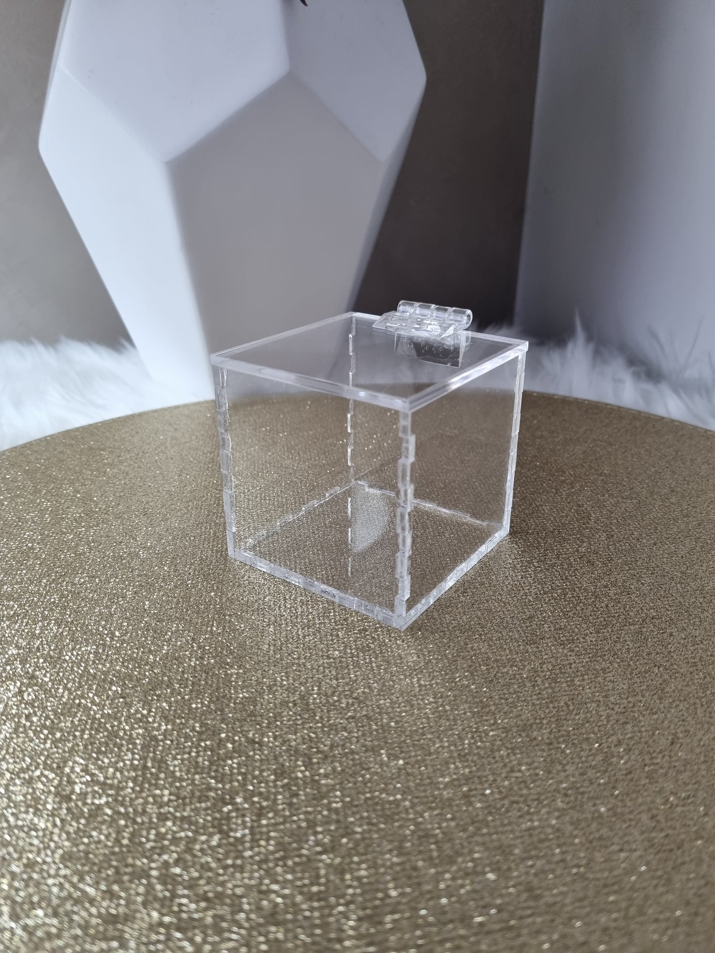 Acrylic cube box